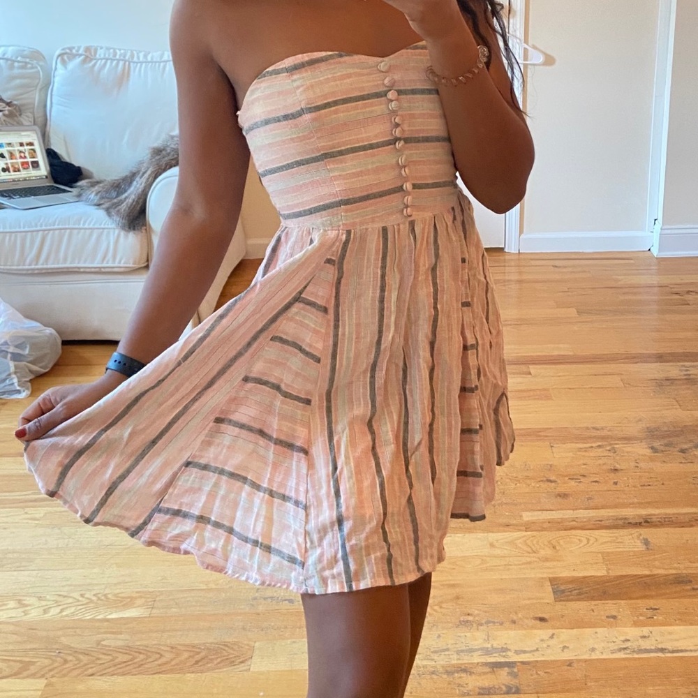 Pink strapless dress